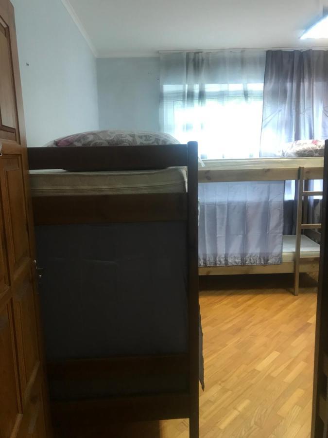 Ararat-Shulyavskaya Hostel Kiev Bagian luar foto