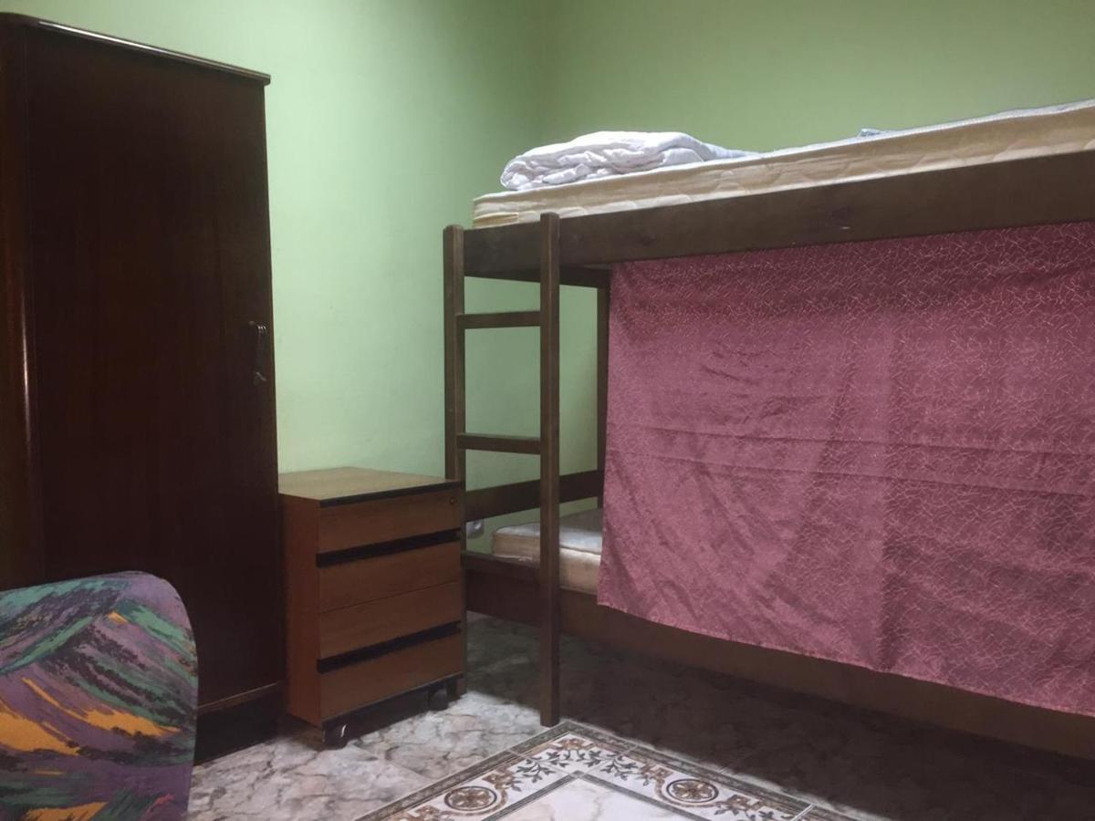 Ararat-Shulyavskaya Hostel Kiev Bagian luar foto