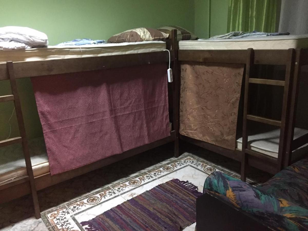 Ararat-Shulyavskaya Hostel Kiev Bagian luar foto